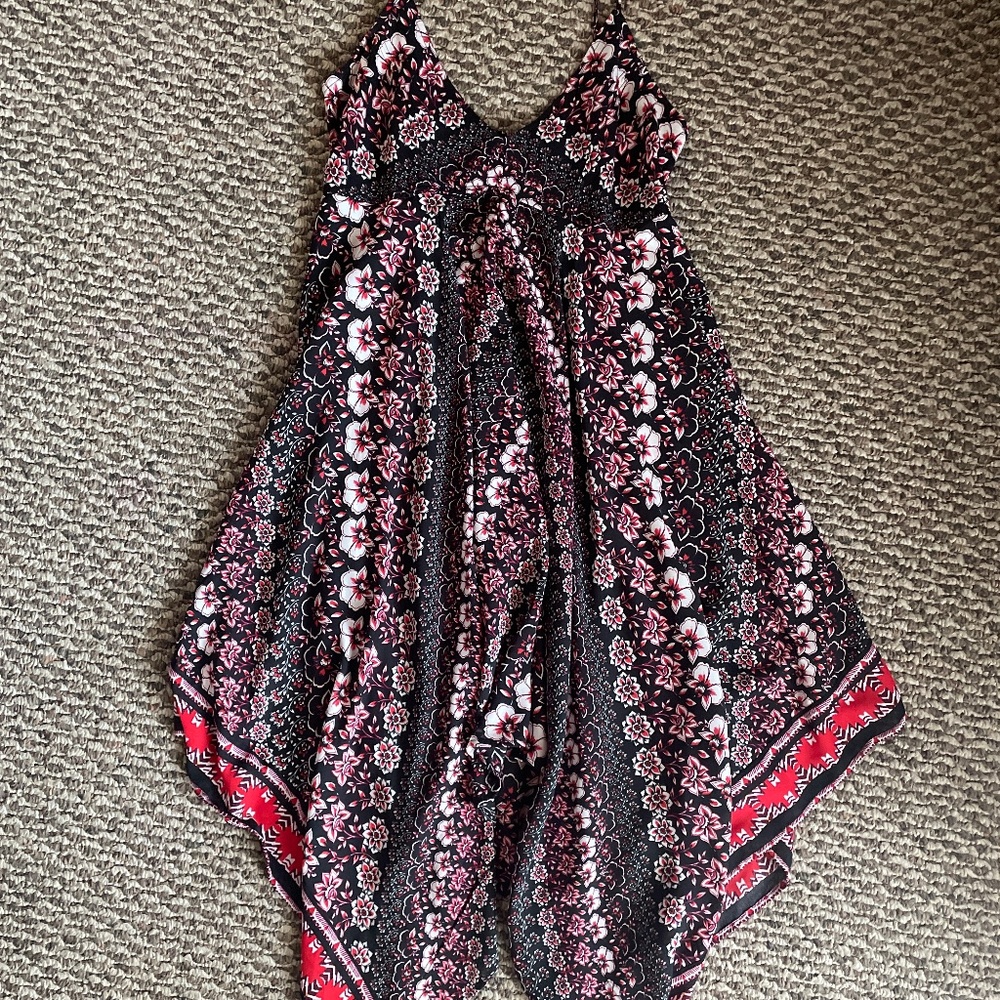 V Neck Shark Bite Hem Express Dress